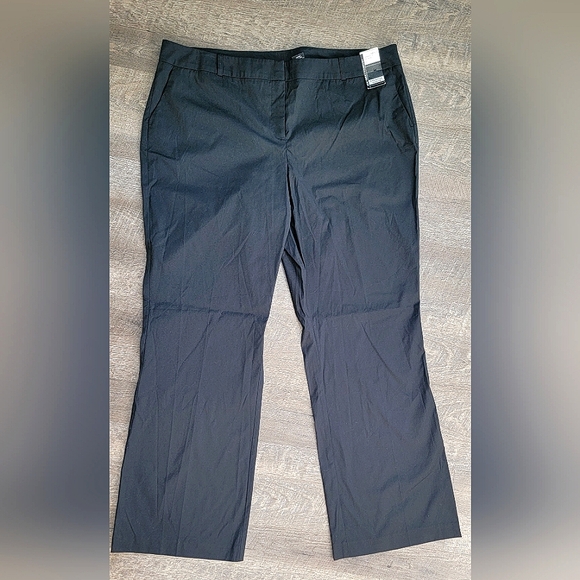 New York & Company Pants - Vintg Y2K New York & Co. 7th Ave. Straight Leg Pant Women's 18 Black Lightweight